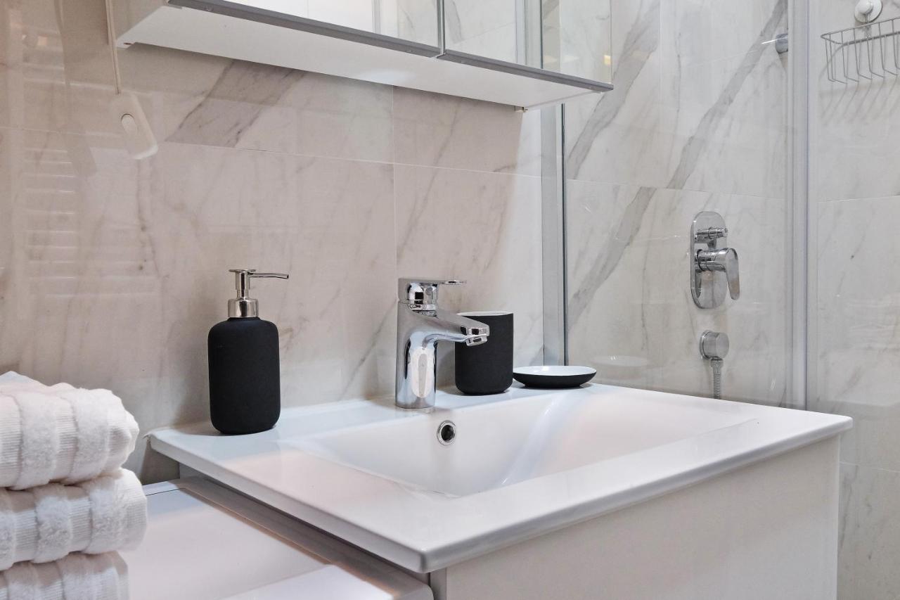 Central Spa Galaxy Apartment Белград Екстериор снимка